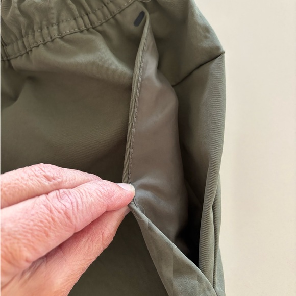 Nike Tech Woven Joggers Men’s  CU4483-010 Men’s Large - Picture 9 of 16